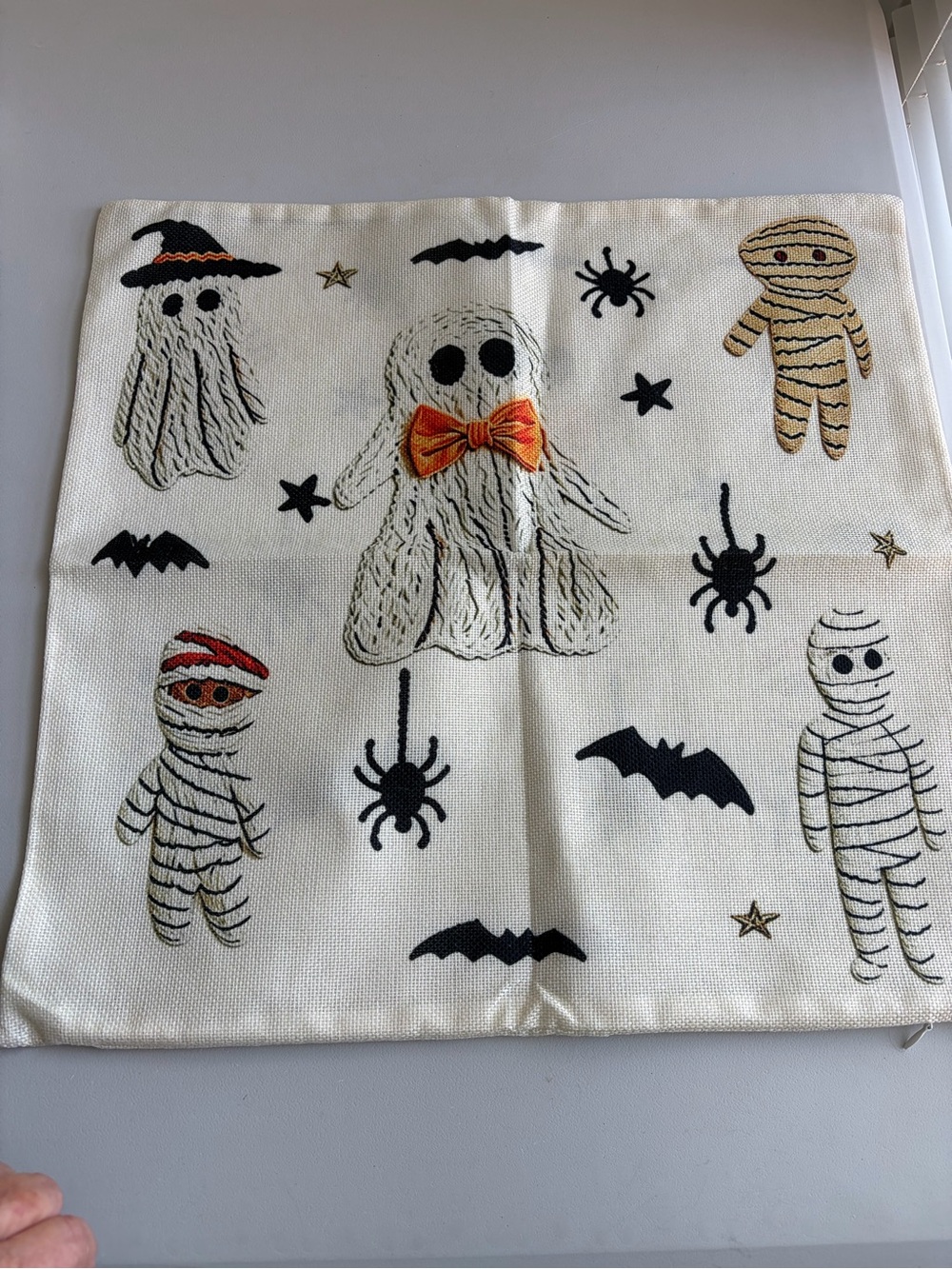 Halloween Ghost & Mummy Zippered Pillow Cover 17”x17” New